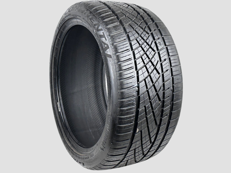 Used P265/35R18 Continental ExtremeContact DWS06 Plus Tire 265 35 18 97Y 2653518 R18 8/32