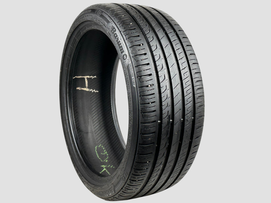 USED P205/40R17 Barum Bravuris 5 HM Tire 2054017 84W 205 40 17 R17 7/32