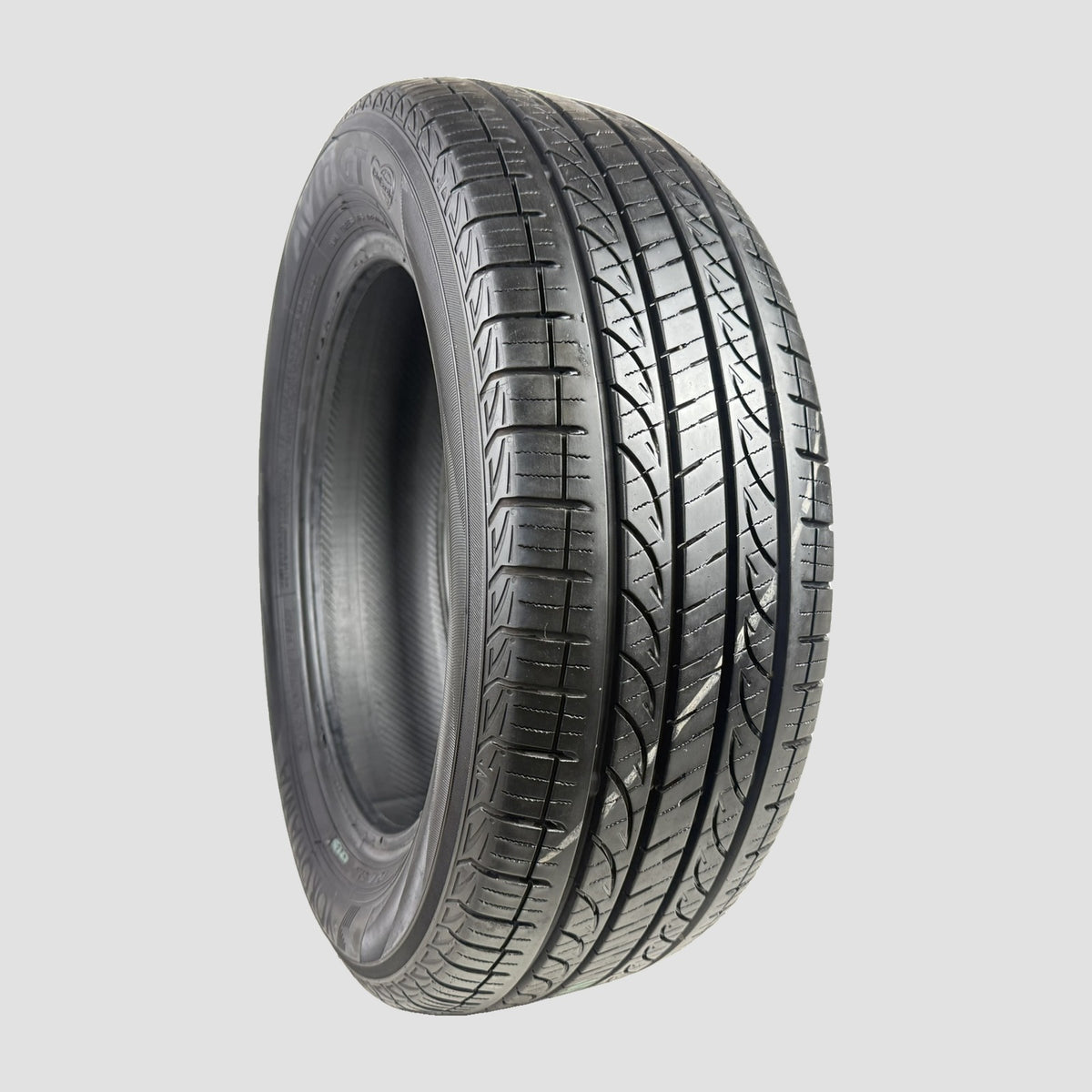Tire 1600754