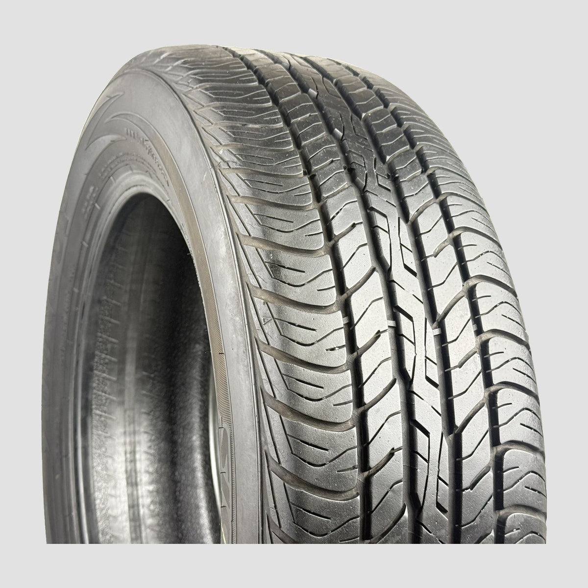 Tire 1701354