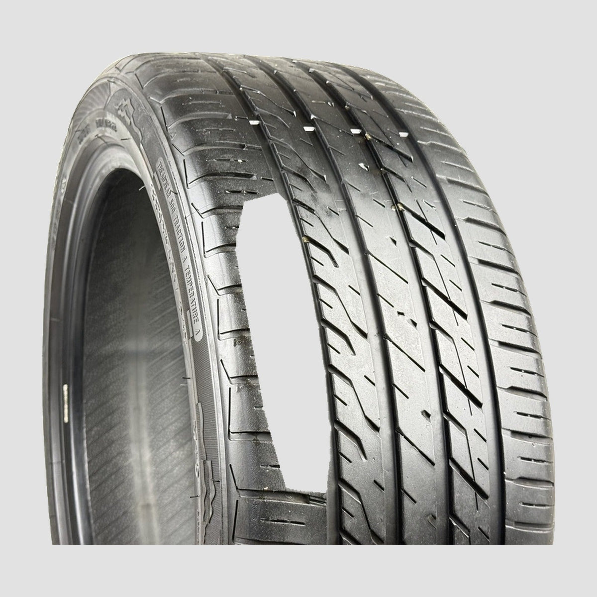 Tire 1701355