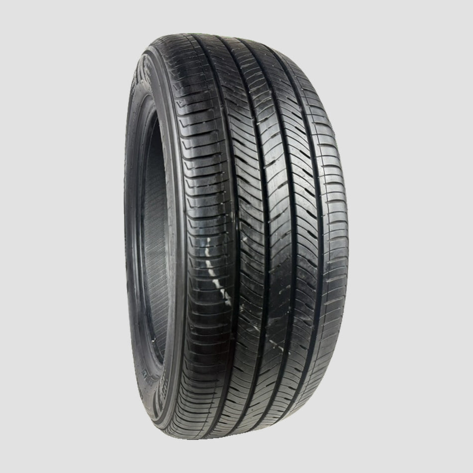 Tire 1701366