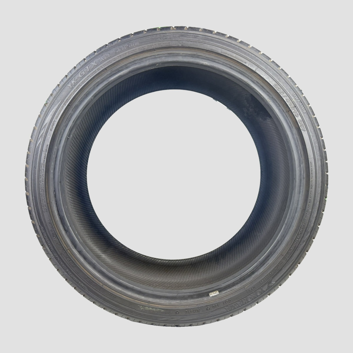 Tire 1901431