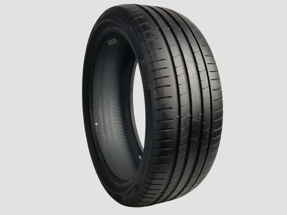 Used P225/40R19 Pirelli Pzero PZ4 Runflat Tires 225 40 19 93Y 2254019 R19 7/32