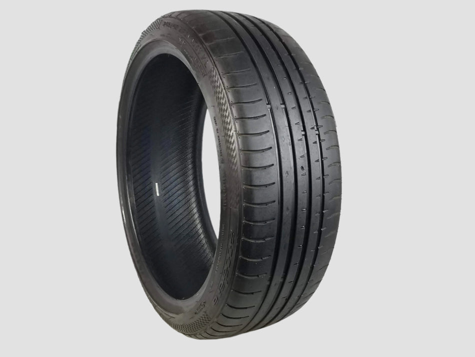 Used P245/40R21 Accelera Phi Tire 2454021 100Y 245 40 21 R21 5/32