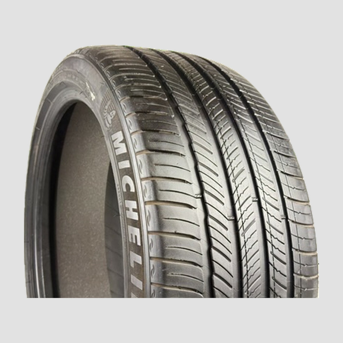 Tire 2200342