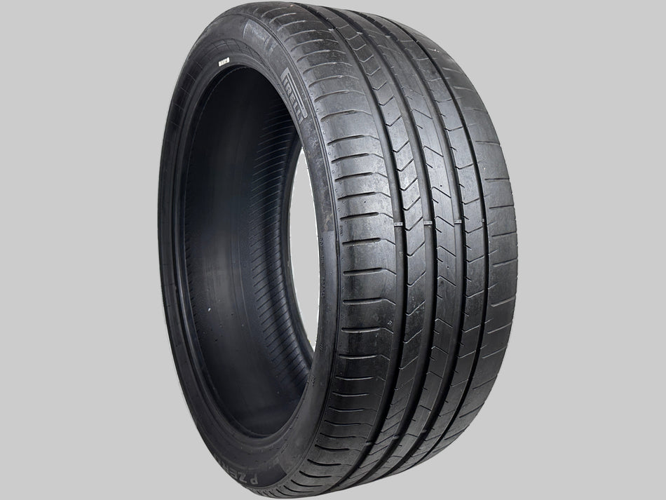 Used P275/35/R22 Pirelli Pzero PZ4 ll Tire 275 35 22 104Y 2753522 R22 6/32