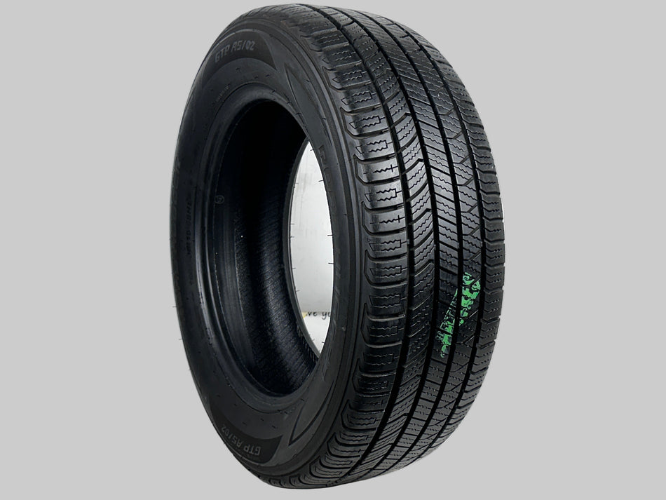 Used P195/60R15 Road Hugger GTP A/S 02 Tire 1956015 88H 195 60 15 R15 7/32
