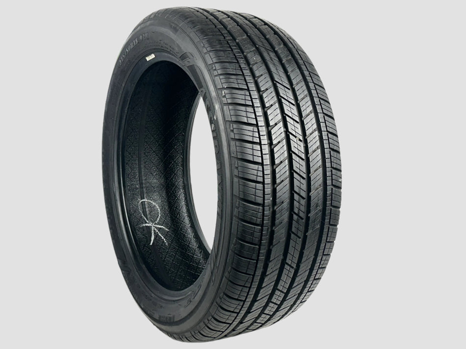 Used P215/50R18 Goodyear Assurance Finesse Tire 215 50 18 92H 2155018 R18 8/32