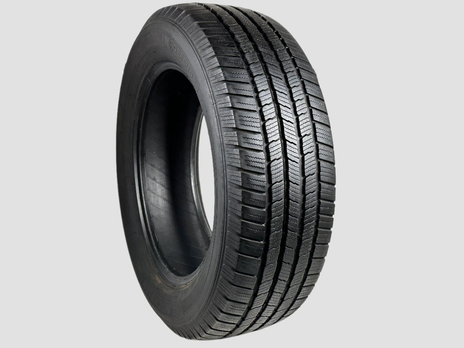 Used P235/60R18 Michelin Defender LTX M/S Tire 235 60 18 107H 2356018 R18 6/32
