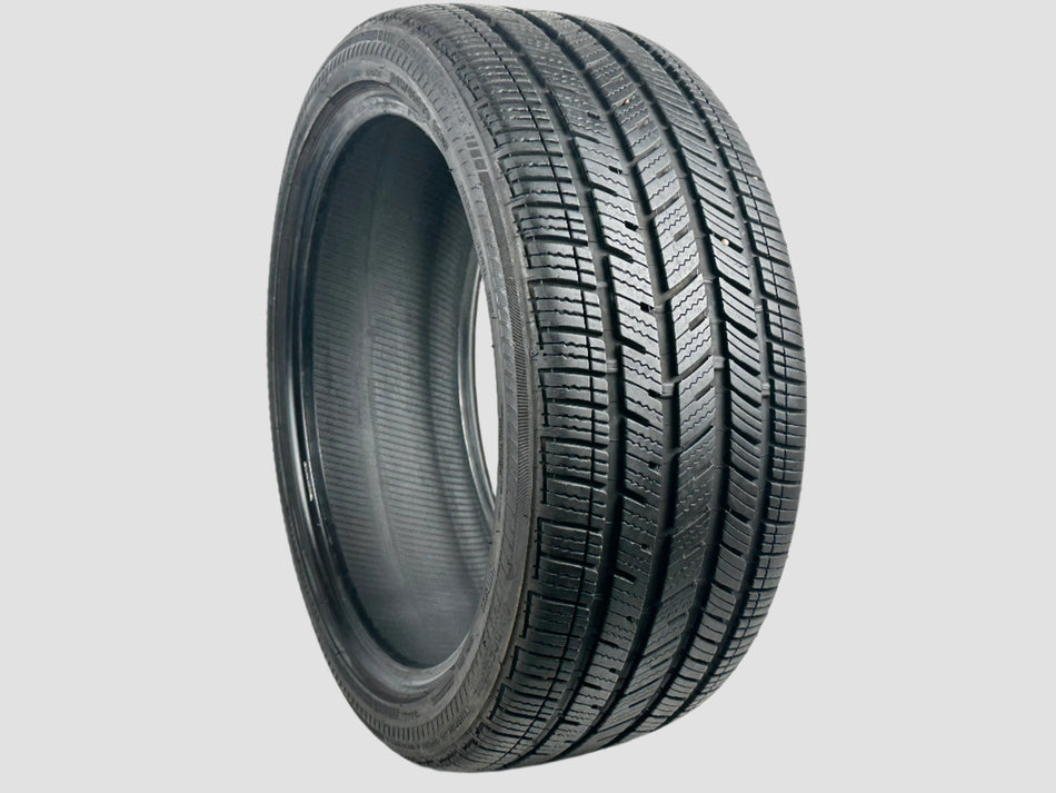 Used P245/40R19 Bridgestone Driveguard Plus Runflat Tire 245 40 19 98W 2454019 R19 7/32