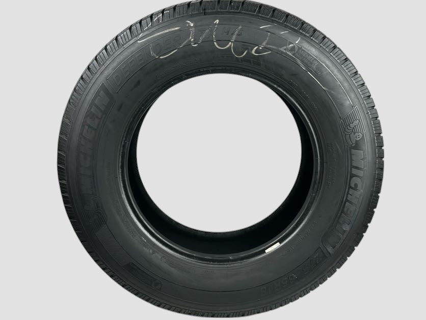 Used P275/65R18 Michelin Defender LTX M/S Tires 2756518 Tires 275