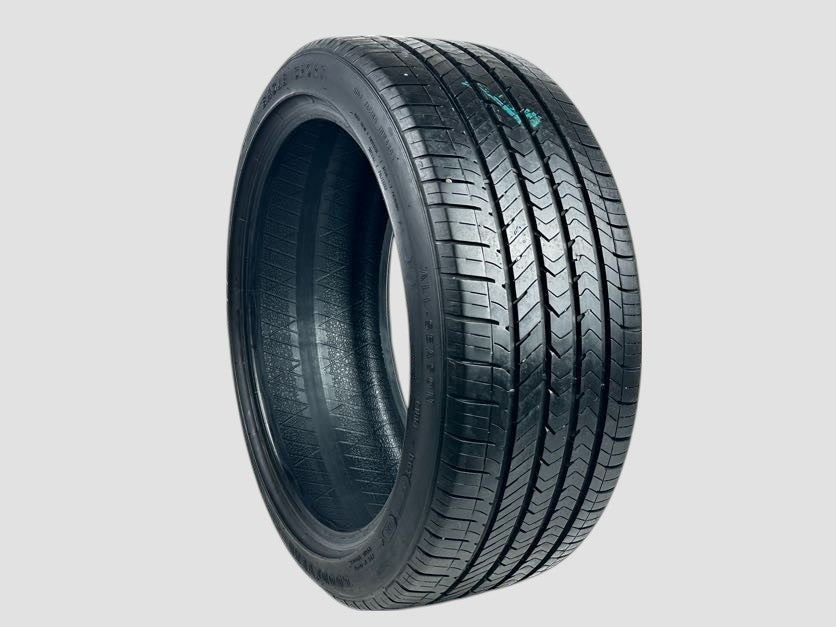 Used P235/40R18 Goodyear Eagle Sport A/S Tires 235 40 18 91W 2354018 R18 6/32