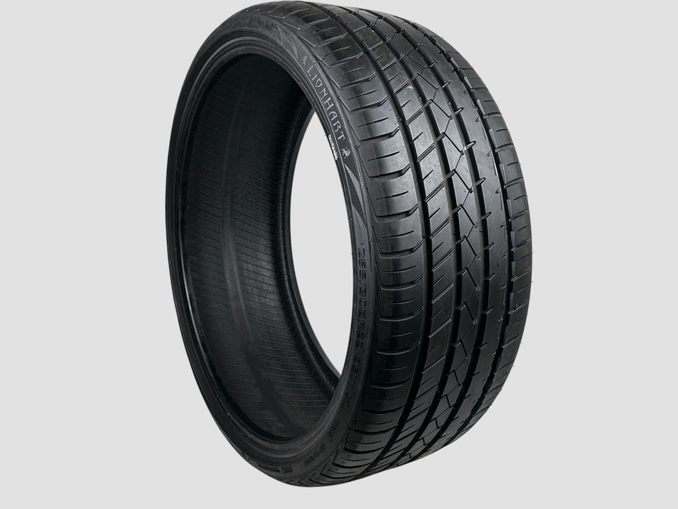 Used P255/30R22 Lionhart LH-Five Tire 2553022 95W 255 30 22 R22 8/32