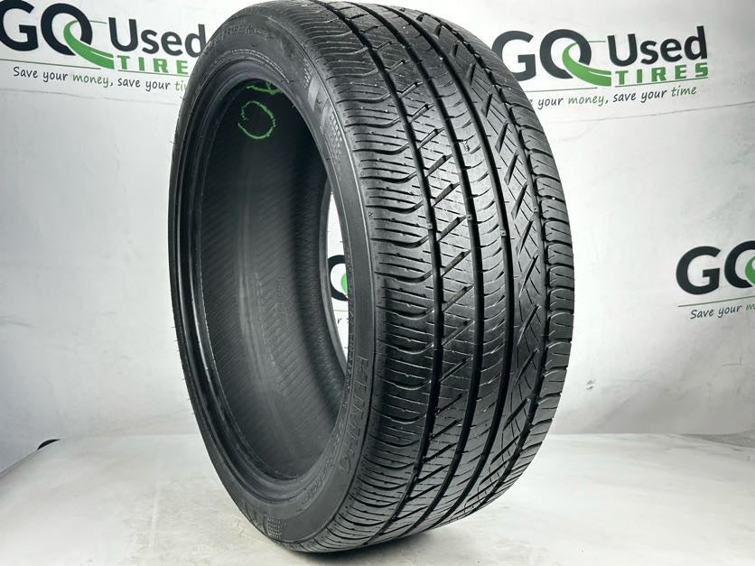 Used P245/40R19 Kumho Ecsta 4X II Tire 245 40 19 98W 2454019 R19 7/32