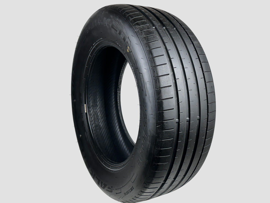 Used P255/60R18 Falken E-Ziex Ev Design Tire 2556018 112H 255 60 18 R18 6/32