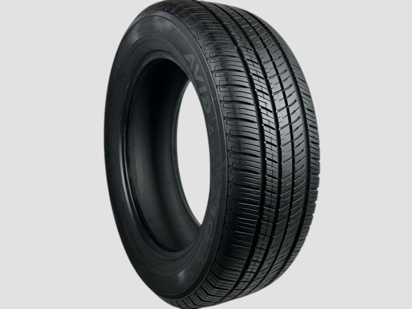 Used P225/60R18 Yokohama Avid Ascend GT Tire 225 60 18 100H 2256018 R18 8/32