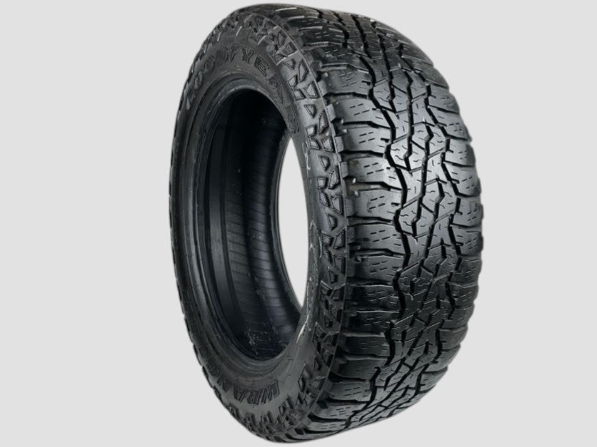Set of 2 — Used P275/55R20 Goodyear Wrangler UltraTerrain A/T Tires 275 55 20 113S 2755520 R20 7/32