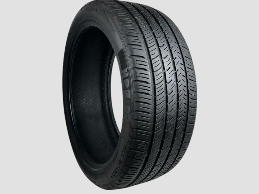 Used P275/40R22 Advanta HPZ-02 A/S Tire 275 40 22 108W 2754022 R22 6/32