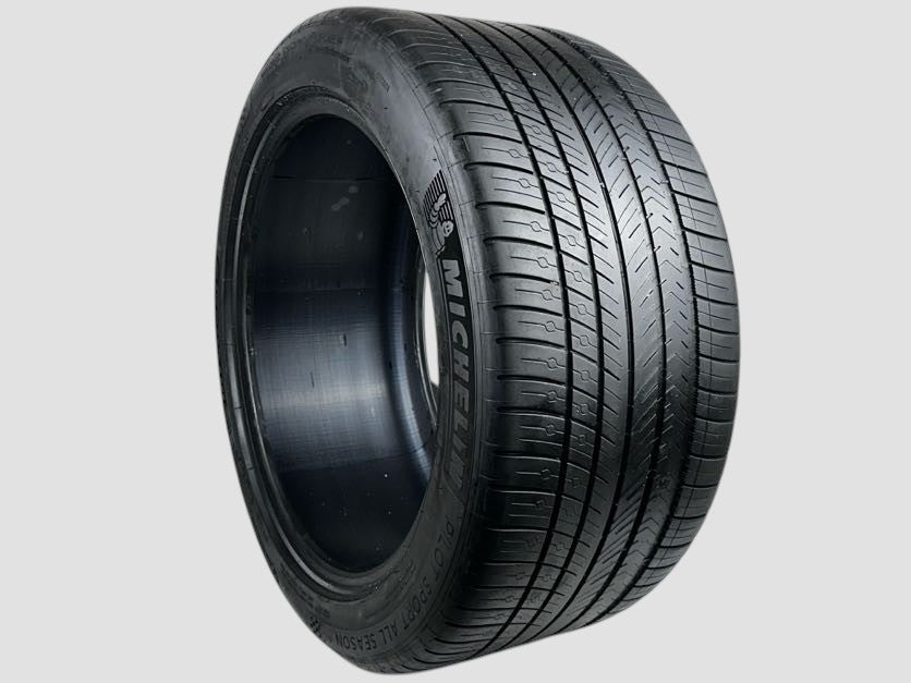 Used P285/40R19 Michelin Pilot Sport AU4 Tires 285 40 19 107Y 2854019 R19 4/32
