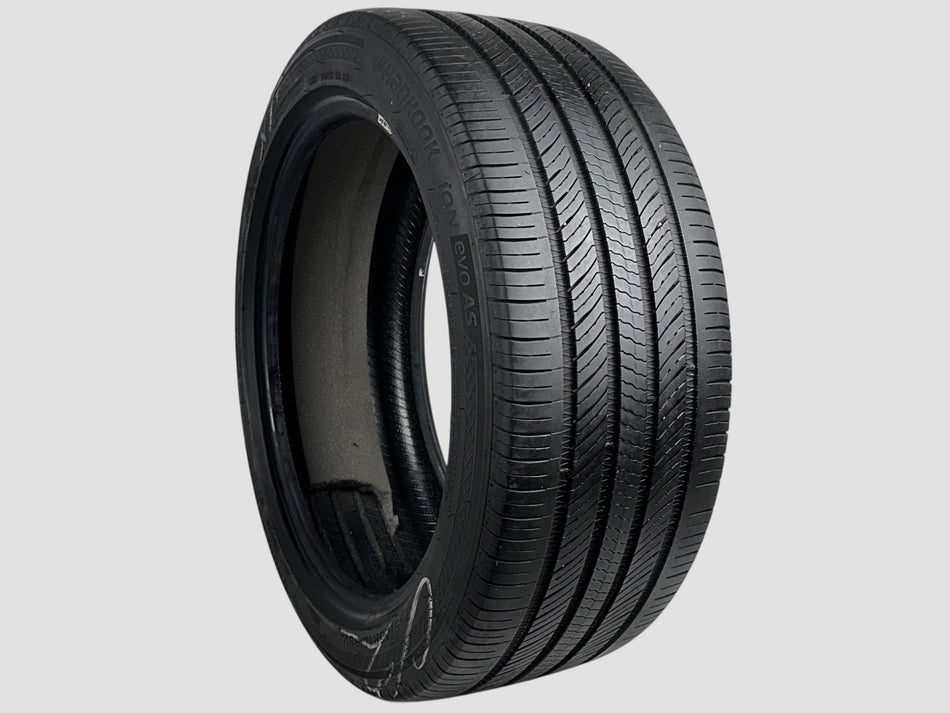 Used P235/45R18 Hankook Ion Evo A/S Tire 235 45 18 98W 2354518 R18 6/32