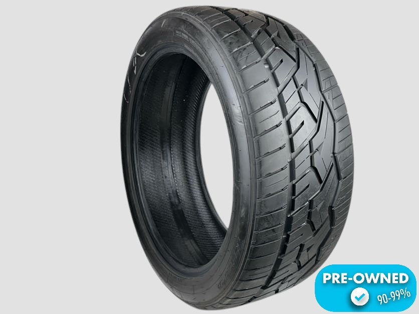 Pre-Owned P285/40R22 Nitto NT420 Tire 285 40 22 110W 2854022 R22 9/32