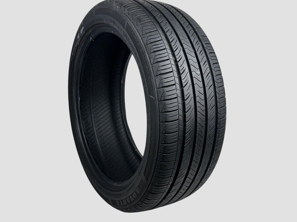 Used P215/45R17 Advanta ER-800 Tire 215 45 17 87V 2154517 R17 6/32