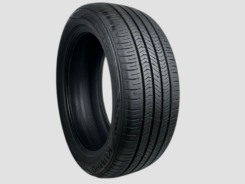 Used P215/50R17 Kumho Solus TA51 Tire 215 50 17 95V 2155017 R17 6/32