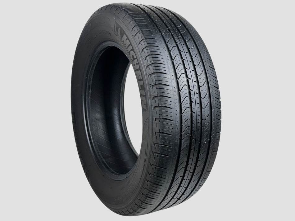 Used P235/60R17 Michelin Primacy MXV4 Tire  2356017 102T  235 60 17 R17 6/32
