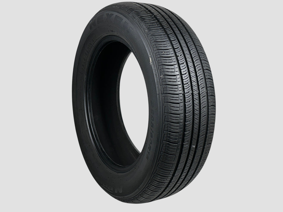 Used P205/60R16 Nexen N'Priz AH5 Tire 2056016 91H 205 60 16 R16 6/32