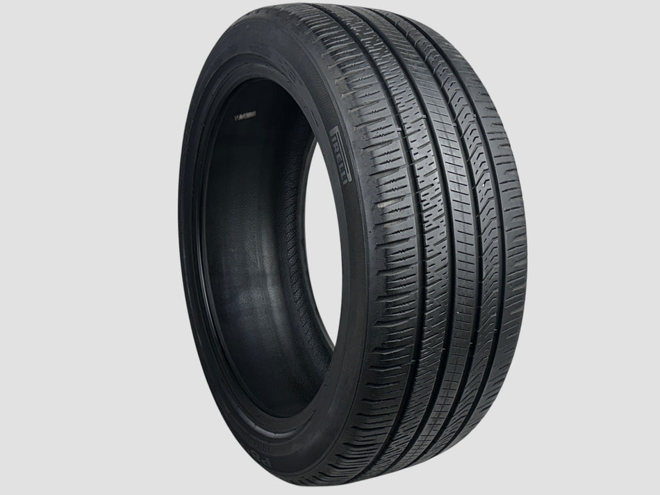 Used P225/45R18 Pirelli P8 FS Premium Tire 225 45 18 95V 2254518 R18 6/32