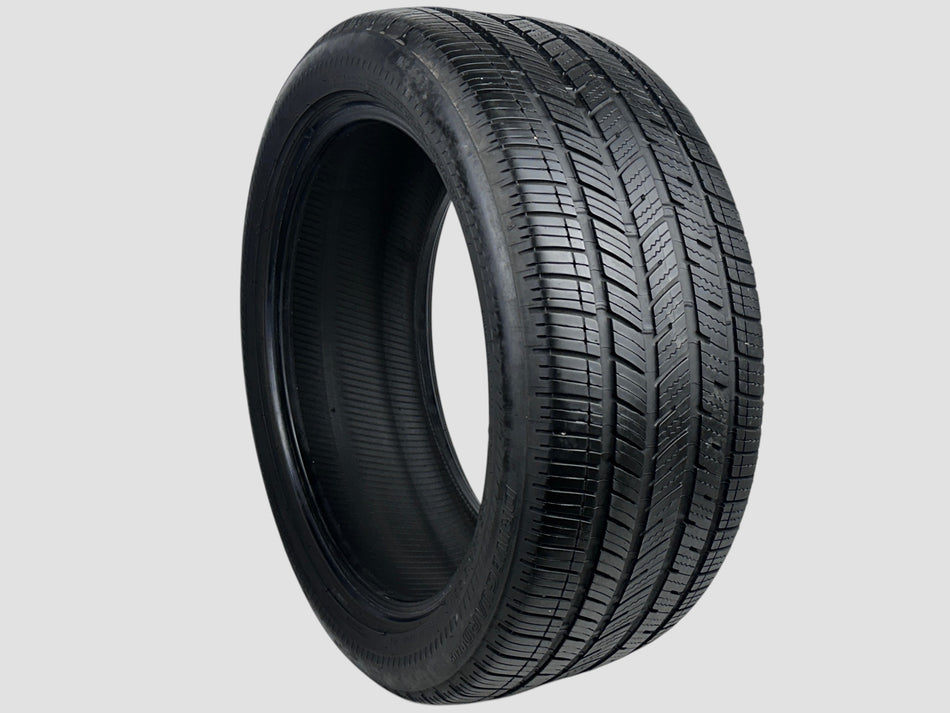 Used P245/45R18 Bridgestone DriveGuard Plus Tire 245 45 18 96W 2454518 R18 5/32