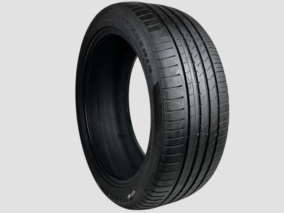 Used P245/45R19 Winrun R330 Ev Tire 245 45 19 102W 2454519 R19 6/32