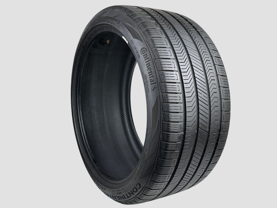 Used P295/35R22 Continental CrossContact Rx Neo Tire 2953522 108V 295 35 22  8/32