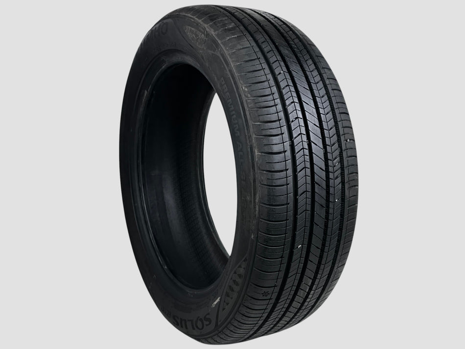 Used P205/55R17 Kumho Solus TA51 Tire 2055517 95V 205 55 17 R17 8/32