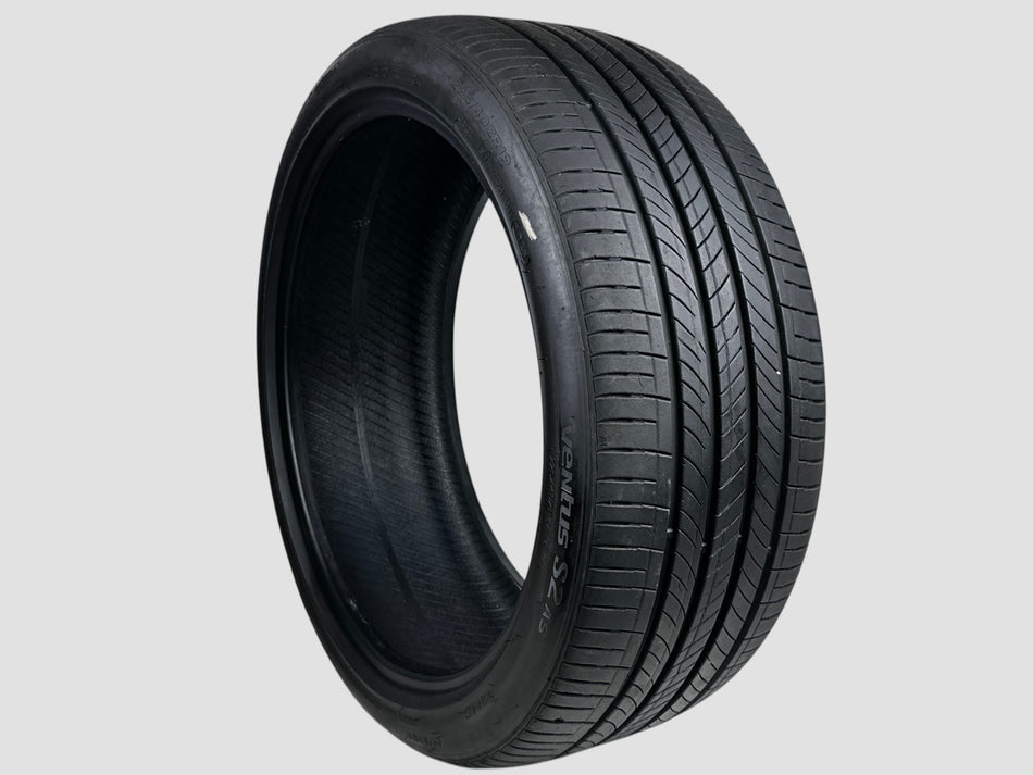 Used P225/40R19 Hankook Ventus S2 A/S Tire 225 40 19 93W 2254019 R19 7/32