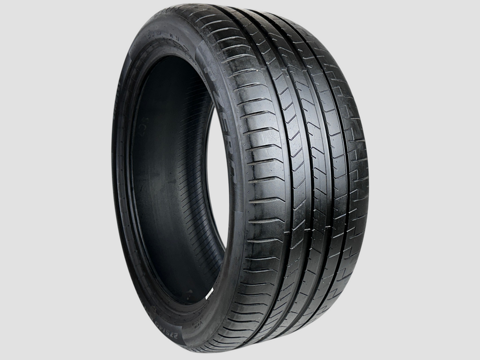 Used P275/40R21 Pirelli Pzero PZ4 K1 Elect Tire 2754021 107Y 275 40 21 R21 6/32