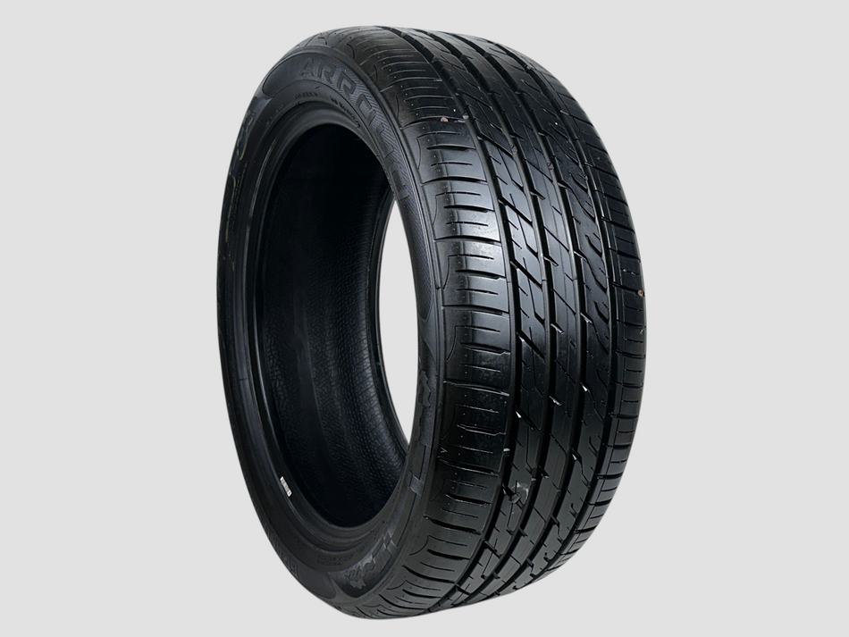 Used P215/50R17 Arroya Grand Sport A/S Tire 215 50 17 95W 2155017 R17 8/32
