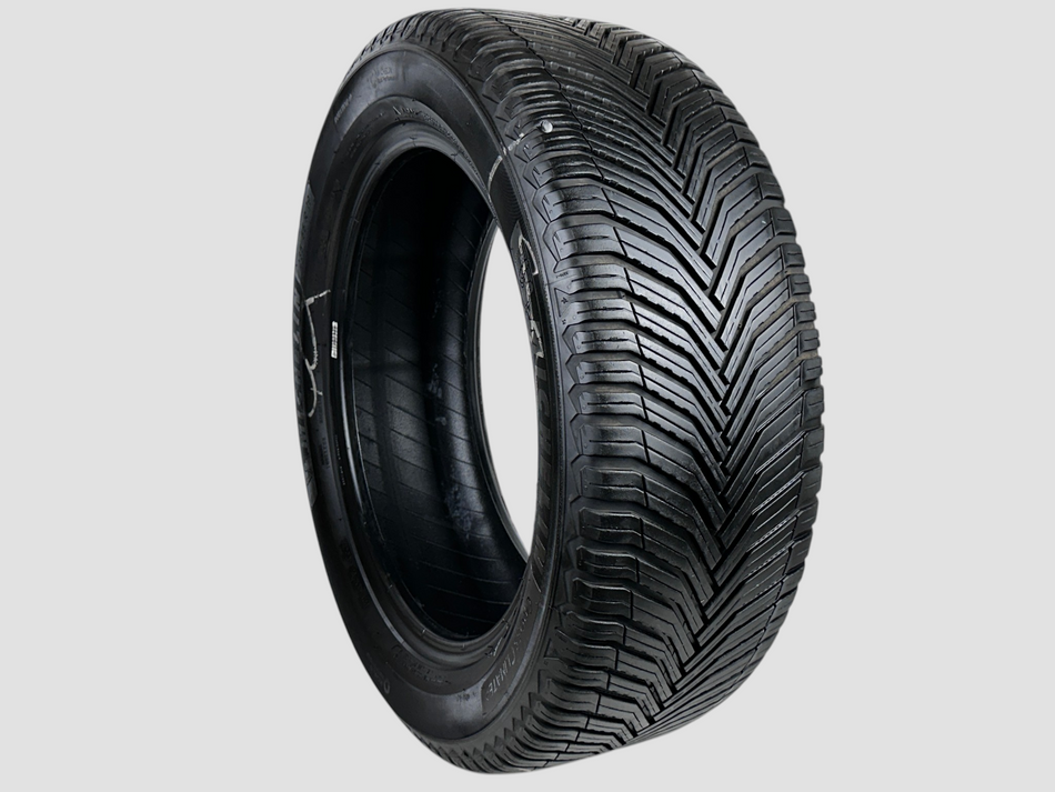 Used P235/55R19 Michelin CrossClimate2 Tire 235 55 19 105V 2355519 R19 8/32