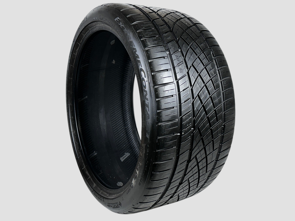 Used P295/30R20 Continental Extreme Contact DWS06 Plus Tire 295 30 20 101Y 2953020 R20 7/32