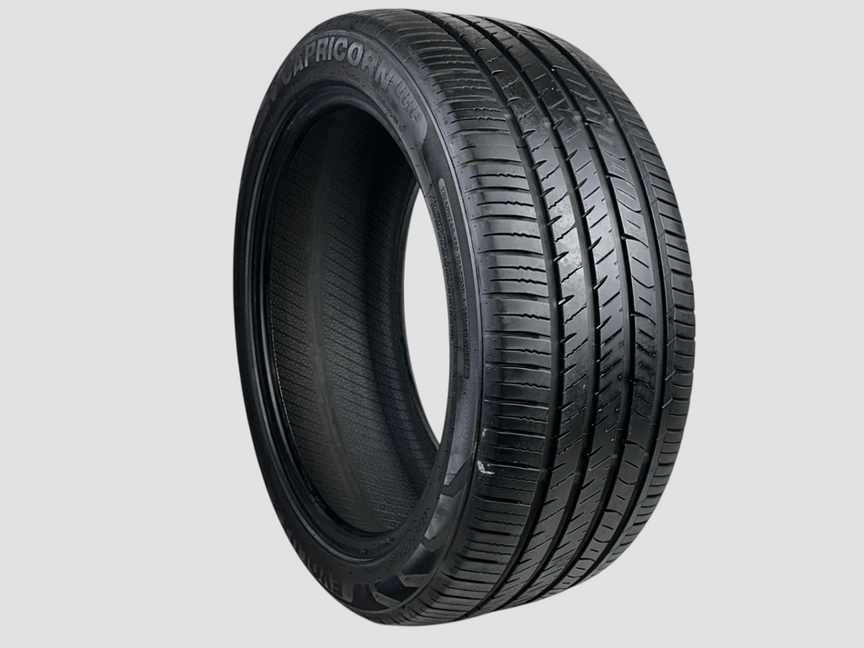 Used P235/45R18 Evoluxx Capricorn UHP Tire 235 45 18 98Y 2354518 R18 7/32