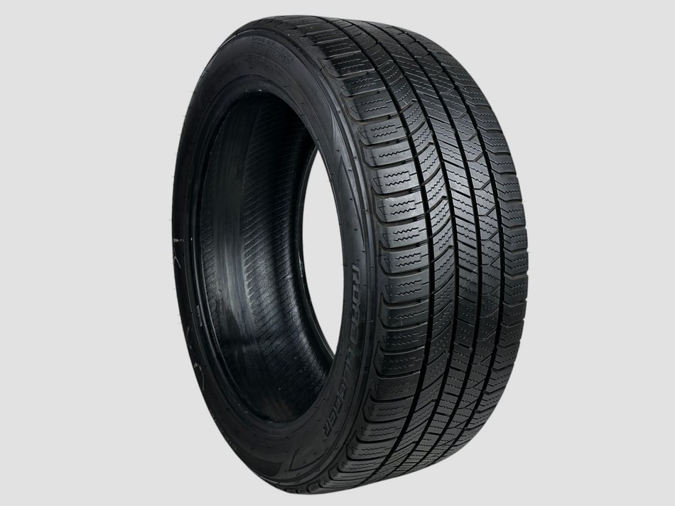 Used P235/45R18 Road Hugger GTP A/S 02 Tire 235 45 18 98V 2354518 R18 6/32