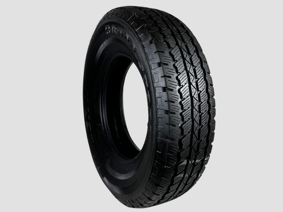 Used  P255/75R17 Bridgestone Dueler A/T RH-S Tire 2557517 115T 255 75 17 R17 8/32