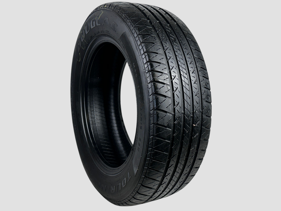 Used P195/60R15 Douglas Touring A/S Tire 1956015 88H 195 60 15 R15 5/32