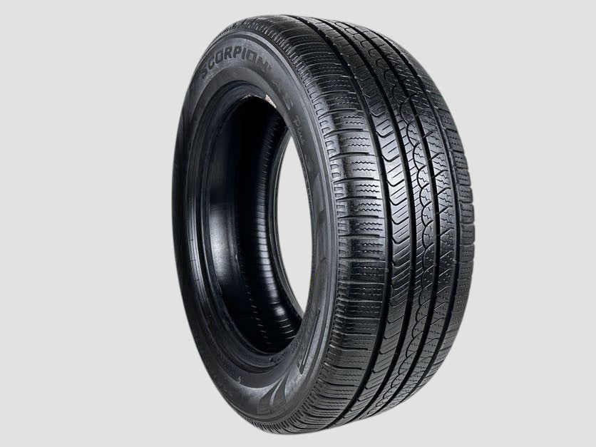 Used P235/60R18 Pirelli Scorpion A/S Plus3 Tire 2356018 107V 235 60 18 R18 8/32