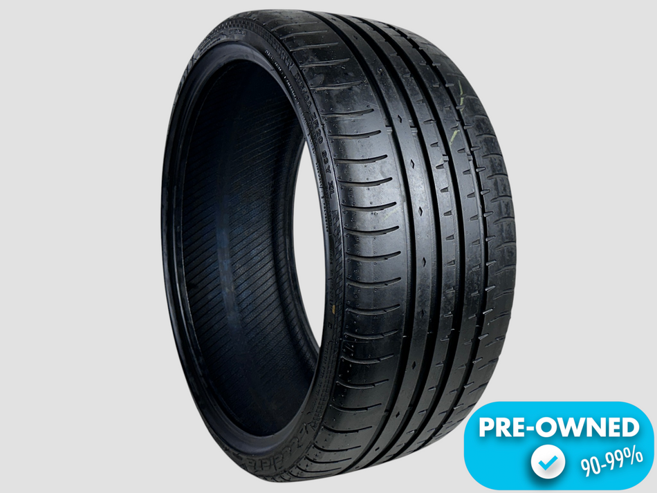 Pre-Owned P245/30R20 Accelera PHI Tire 245 30 20 93Y 2453020 R20 9/32