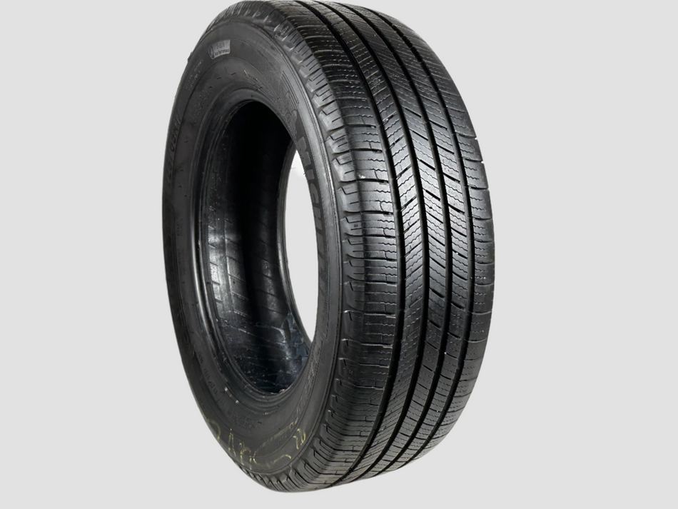 Used P225/65R17 Michelin Defender T+H Tires 225 65 17 Tires 2256517 102H R17 7/32