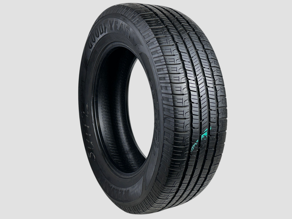 Used P235/65R18 Goodyear Reliant A/S Tire 2356518 106V 235 65 18 R18 7/32