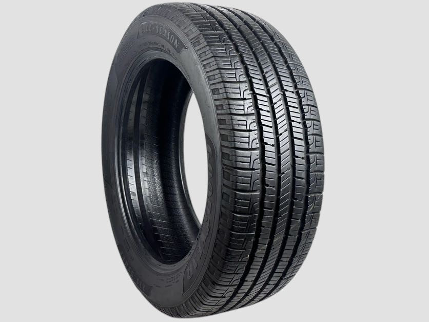 Set of 2 — Used P215/55R17 Goodyear Reliant A/S Tire 2155517 94V 215 55 17 R17 8/32