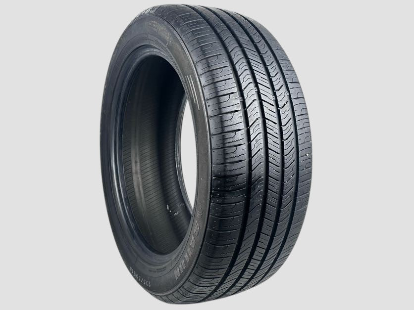 Used P235/50R18 Saulin Atrezzo SH408 Tire 235 50 18 97H 2355018 R18 8/32